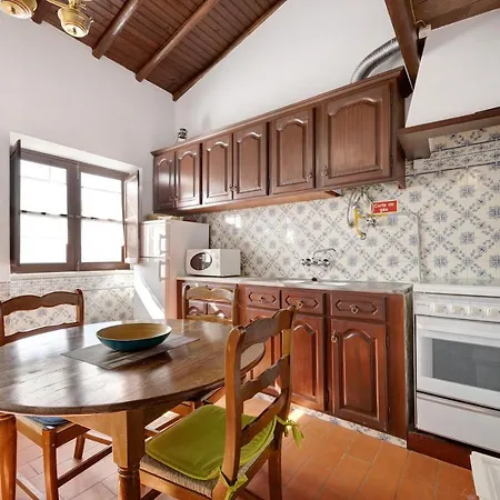 Casa Da Chiquinha Дом отдыха Вила-ду-Биспо